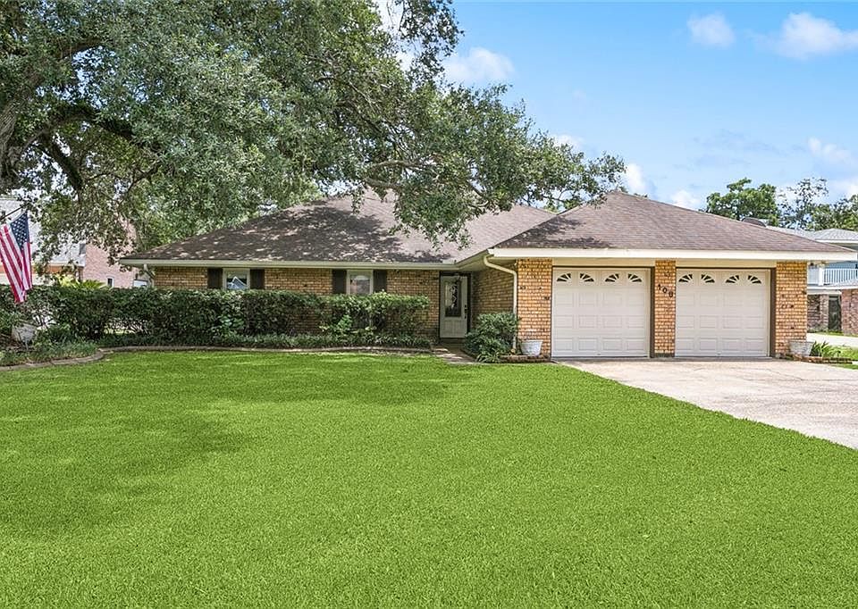 1st image of 108 Gondrella Dr