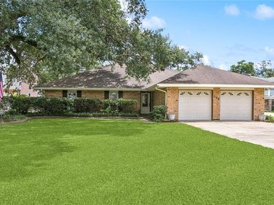 108 Gondrella Dr, Belle Chasse, LA, 70037