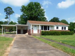 218 7th Ave, Atmore, AL 36502