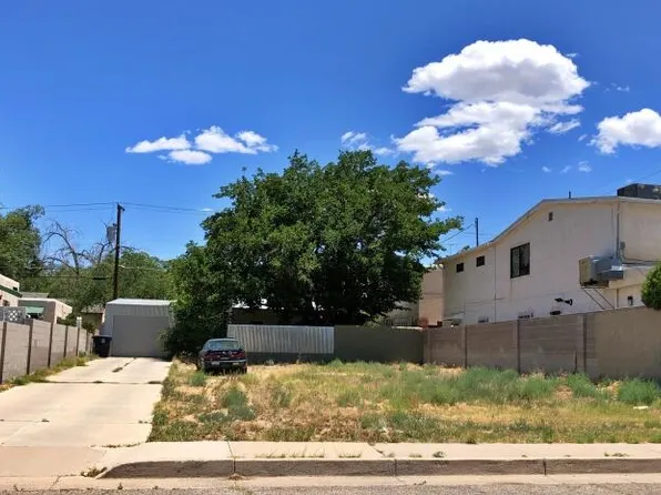 508 Columbia Dr SE, Albuquerque, NM 87106