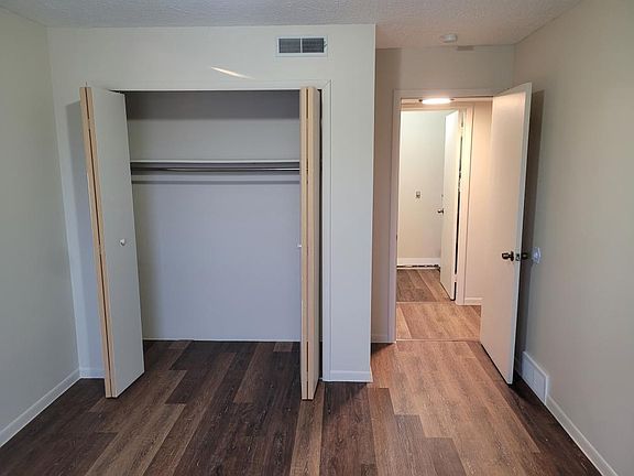 3rd image of 1555 Bryn Mawr Pl APT 1