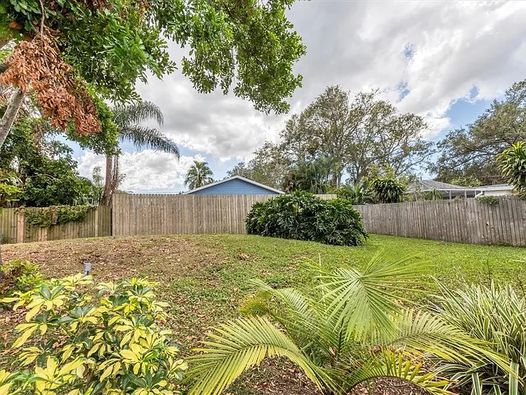 4110 Iola Dr — Photo 28