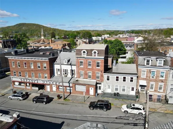 8 Mill St, Newburgh, NY 12550