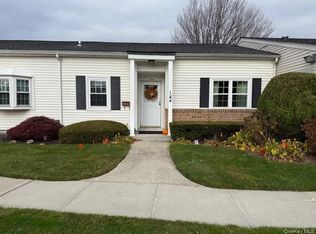 144 Harbor S, Amityville, NY 11701