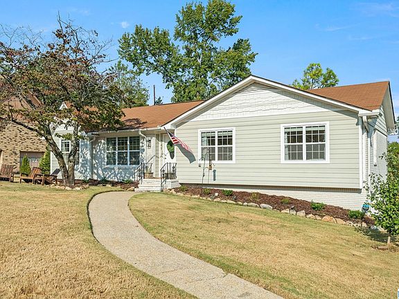 3rd image of 349 Shadeswood Dr