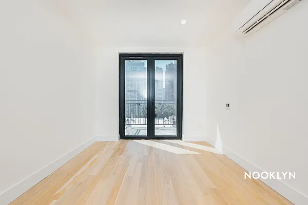 Rented by Nooklyn NYC LLC | media 29