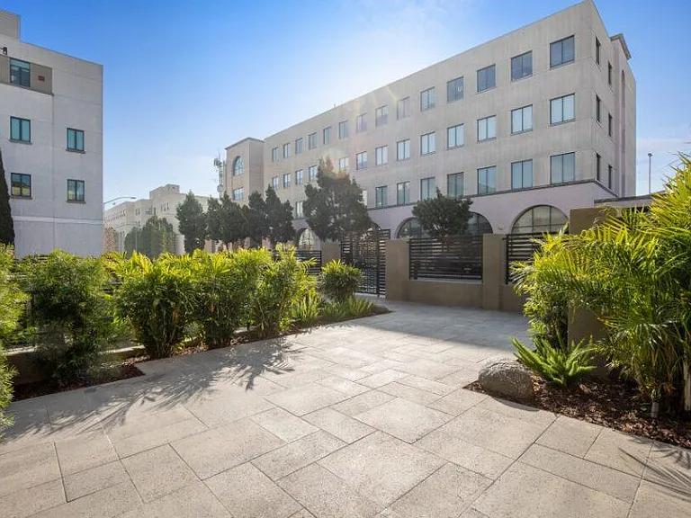 Aztec Campus — Photo 23