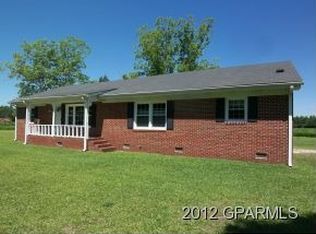 5360 Cal Jones Rd, Vanceboro, NC 28586