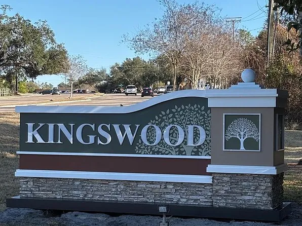 10119 King Oak Dr, Riverview, FL 33569