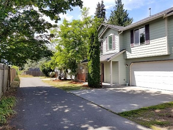 2nd image of 4816 College Ln SE