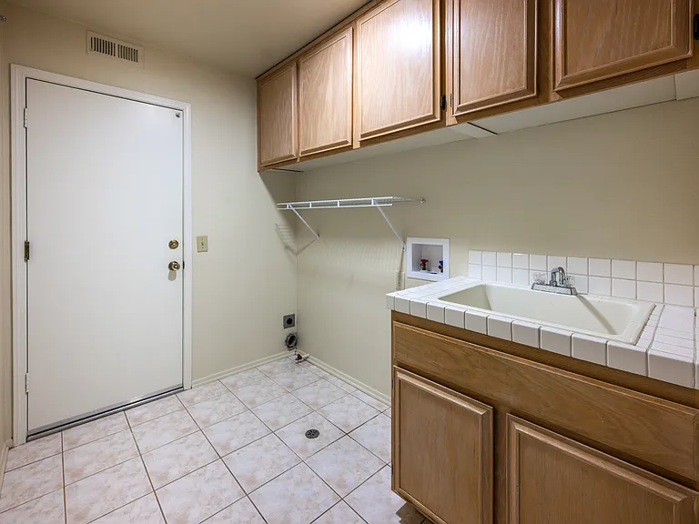 1522 Via Tulipan — Photo 24