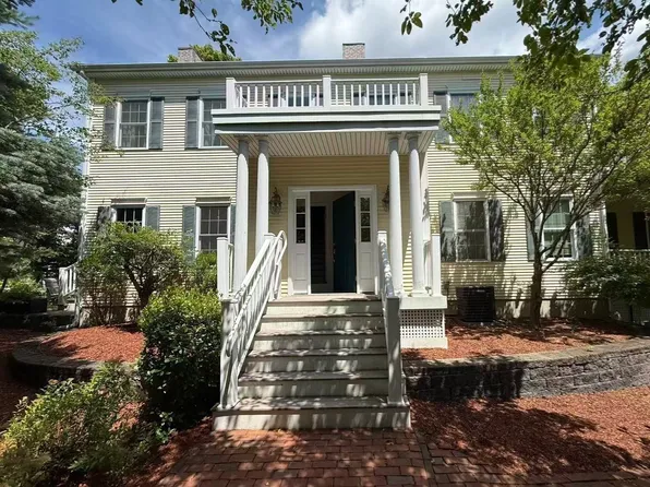139 Prospect St #1, Acton, MA 01720