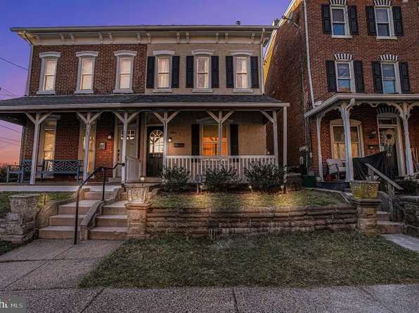 403 Walnut St, Royersford, PA 19468
