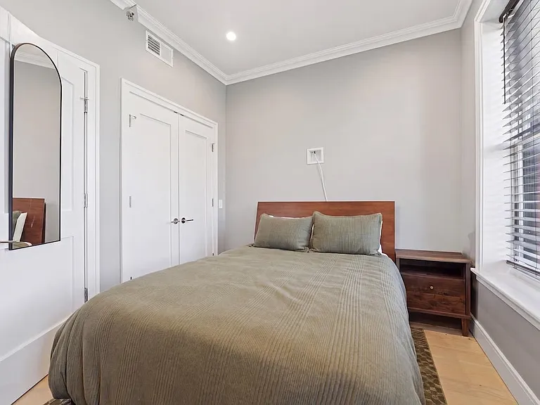 313 Washington St #4 — Photo 12