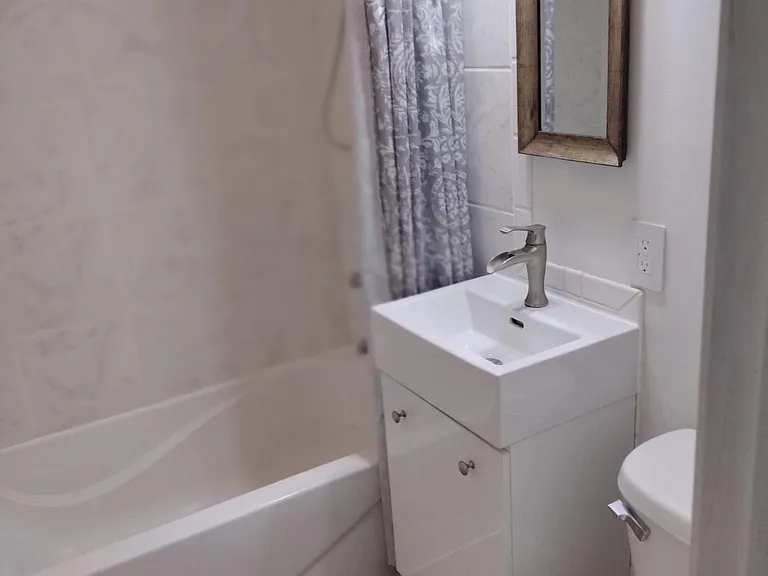 3411 N Windcrest Dr — Photo 5