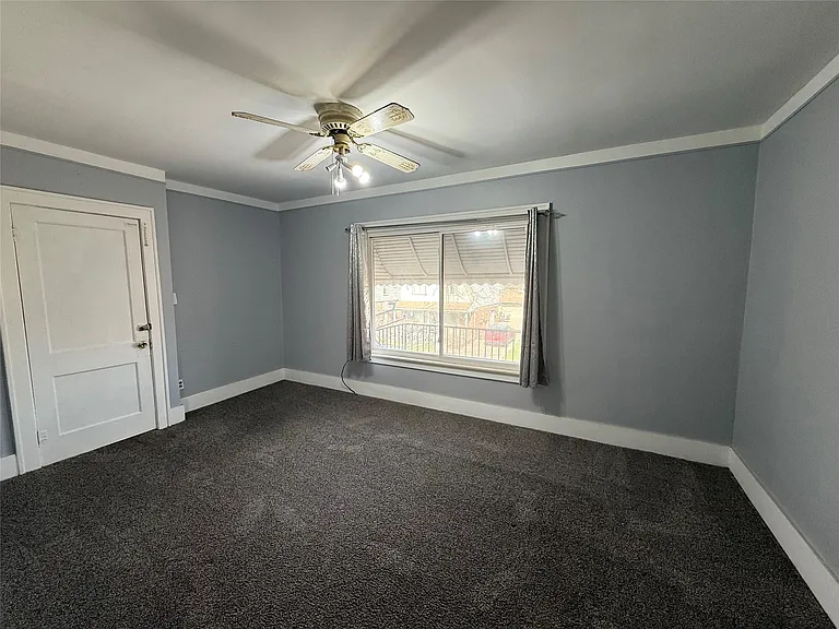 6117 Kenilworth St — Photo 2
