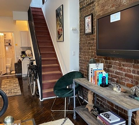 2nd image of 120 Orchard St #11A