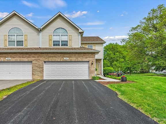 2nd image of 1070 Lily Field Ln
