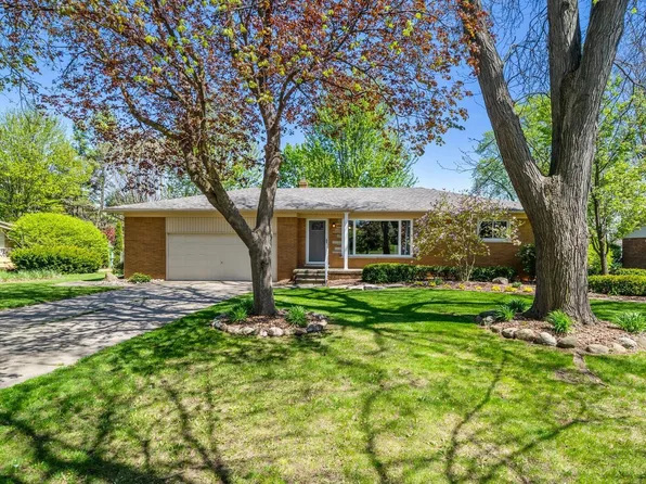 60740 Campground Rd, Washington, MI 48094