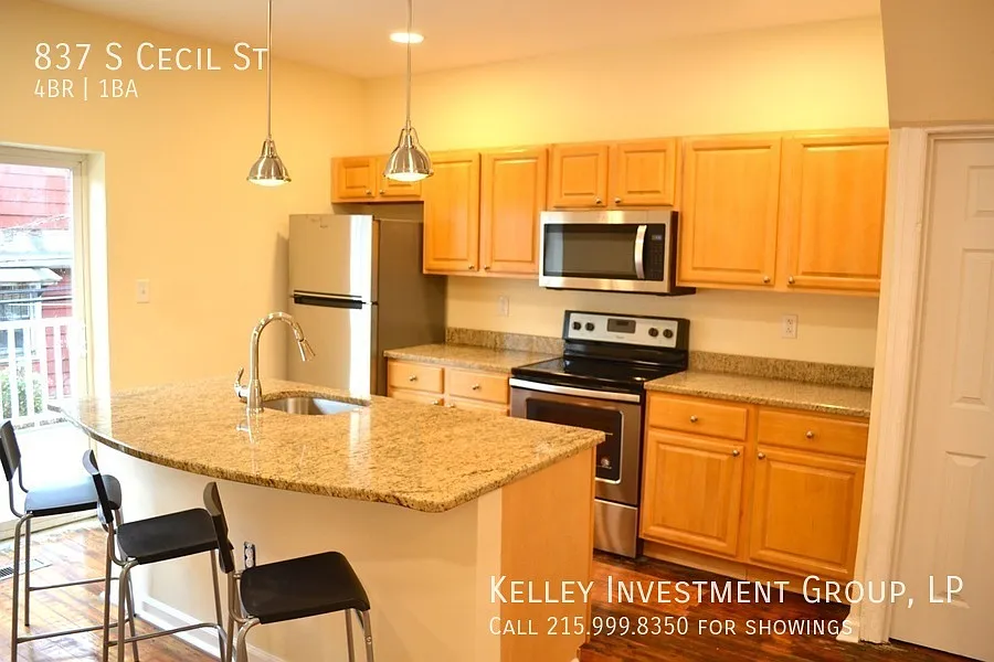 4 bed, 1300 sqft, $1,775 — Photo 2