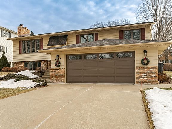 2nd image of 1504 20th Ave NE