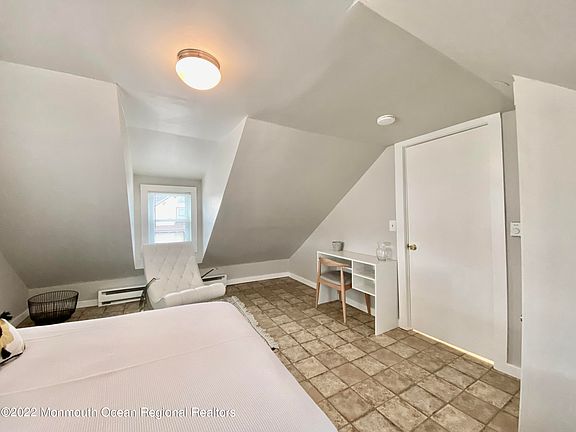 3rd image of 409 6th Ave #6