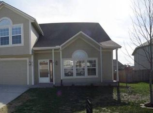917 SE 15th St, Lees Summit, MO 64081