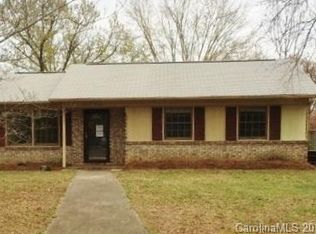 8304 Hembywood Dr, Indian Trail, NC 28079