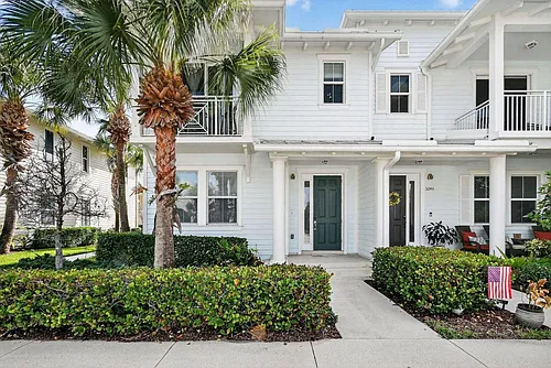3241 Hemingway Dr Photo 1