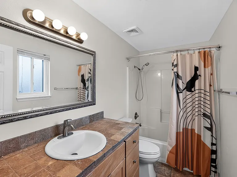2306 SW Augusta Dr — Photo 17