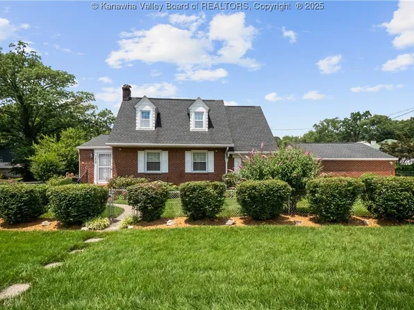 3828 Virginia Ave SE, Charleston, WV 25304