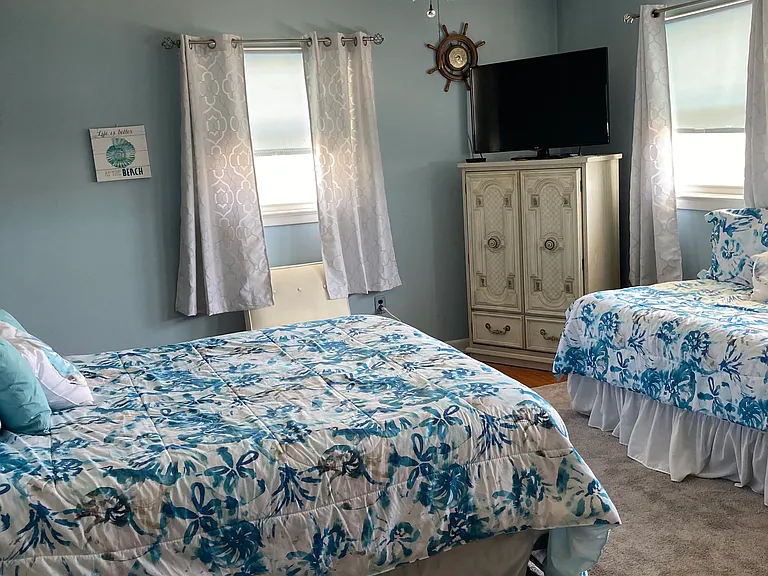 907 N Ocean Ave — Photo 10
