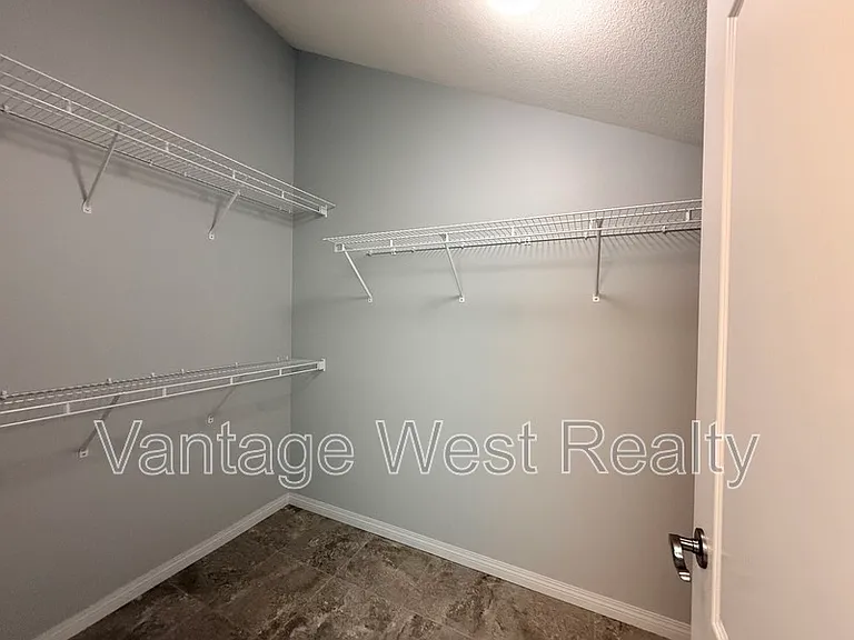 36 Kestrel Pl — Photo 33