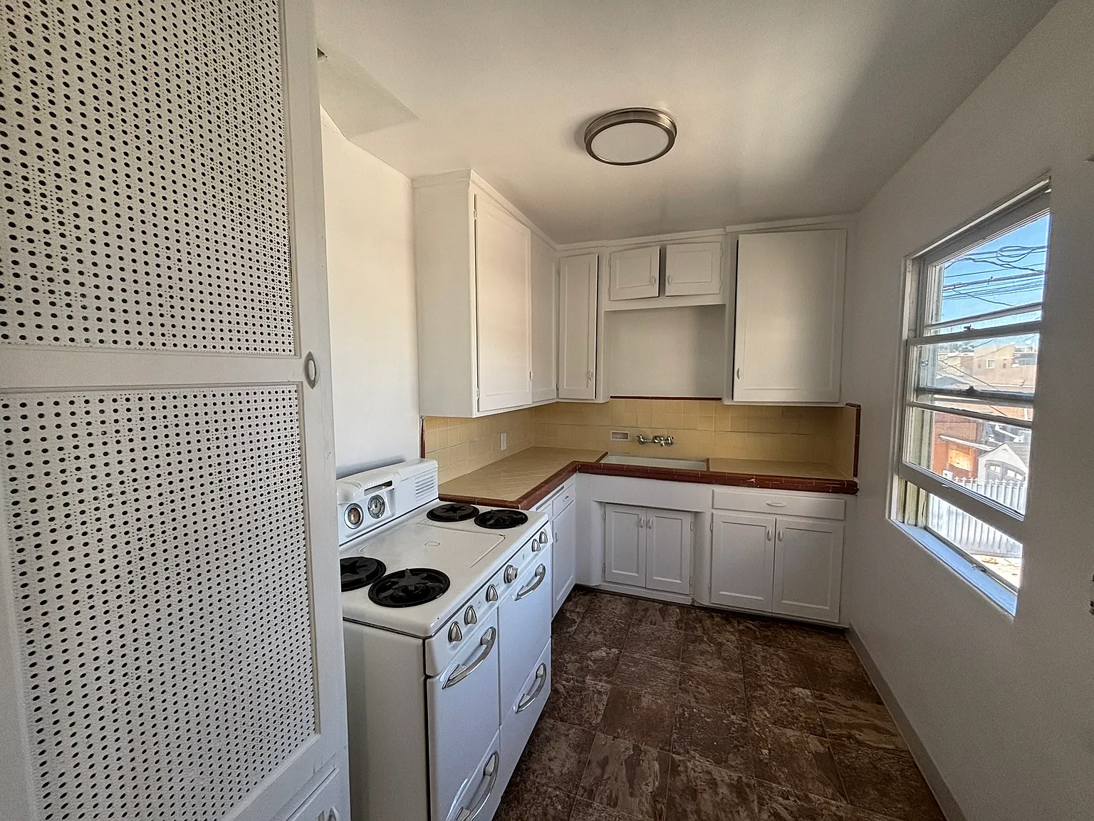 1 bed, 600 sqft, $1,595 — Photo 4
