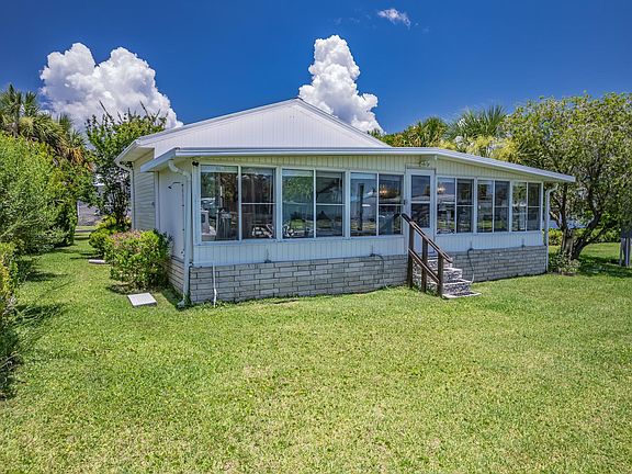 4th image of 53 Connie Dr