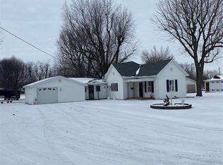 418 S 11th St, Bowling Green, MO 63334