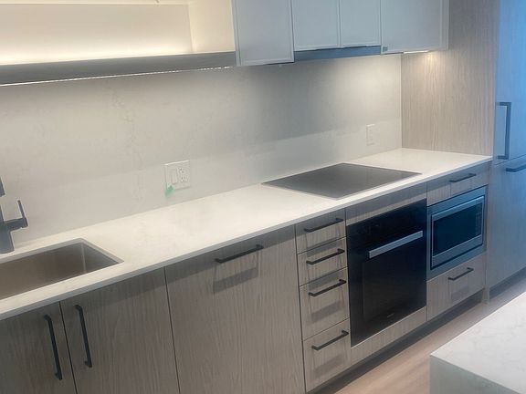 5th image of 91 Montclair Ave #628