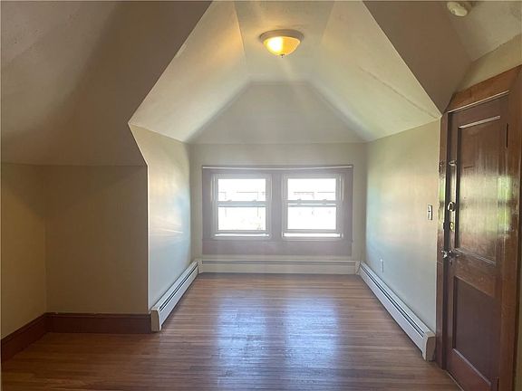 5th image of 871 Broadway