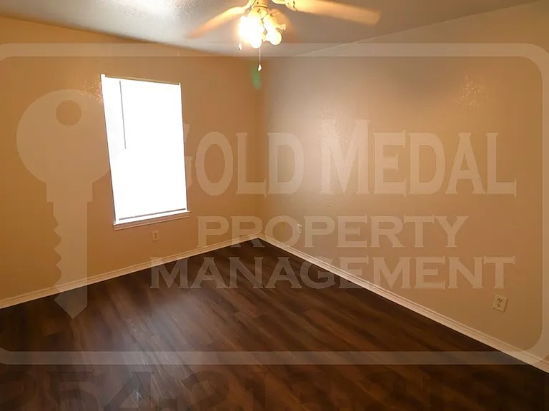 3308 Cantabrian Dr — Photo 11
