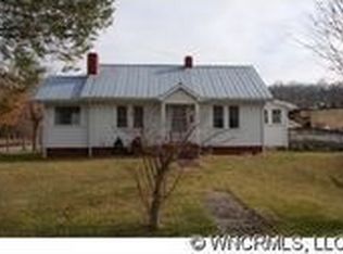 35 Vera Lee Rd, Waynesville, NC 28785