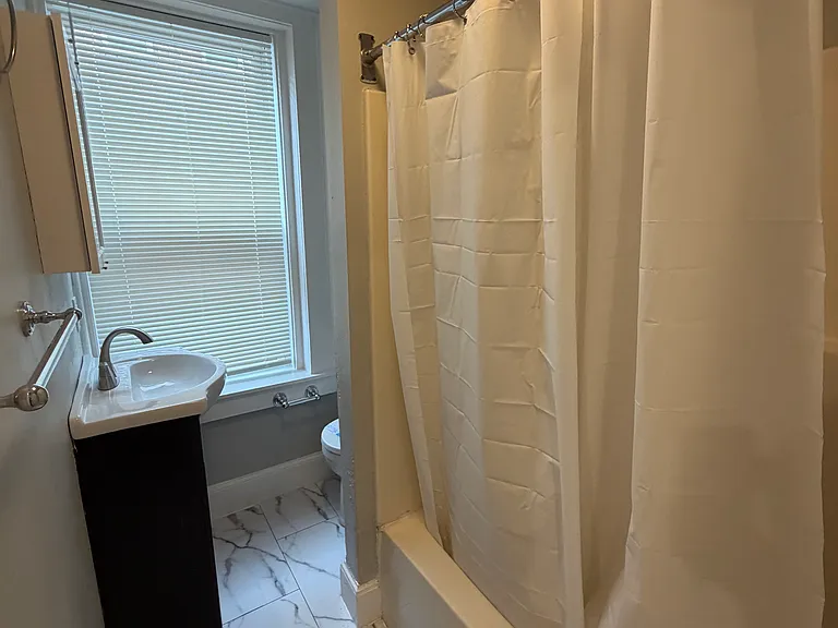 250 Washington St #1 — Photo 6