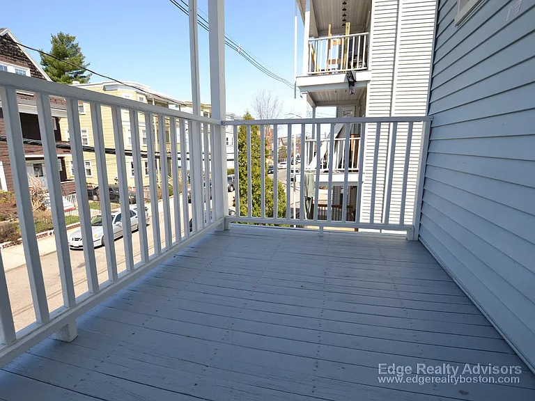 15 Litchfield St #2 — Photo 12