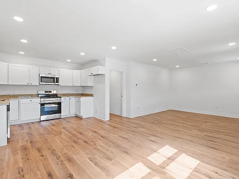 2607 McCallie Ave — Photo 5