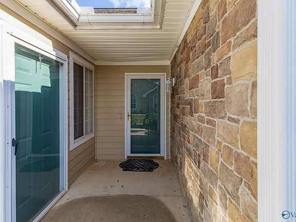 4th image of 1101 Cathedral Cir Unit 1101