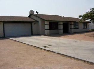 11475 2nd Ave, Hesperia, CA 92345