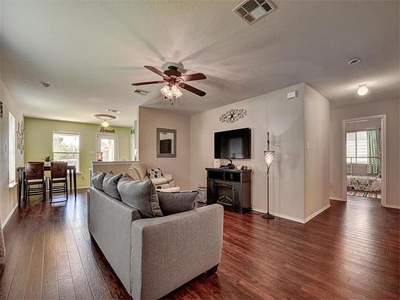 4th image of 132 Mood Lake Dr