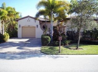 1206 Merlot Dr, Palm Beach Gardens, FL 33410