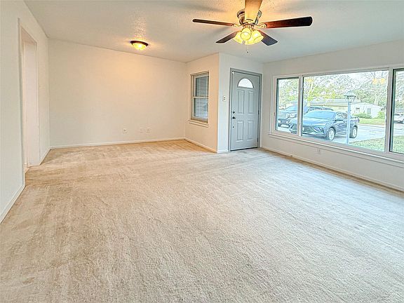 2nd image of 116 Cypress St