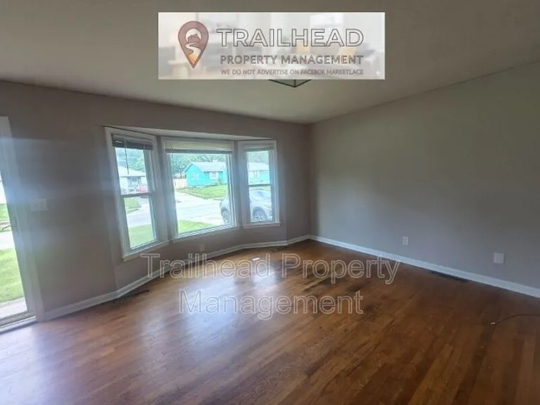 13629 Applewood Dr — Photo 3