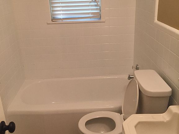 5th image of 143 Park Cir